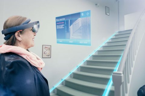 Thyssenkrupp Monte-escaliers installés à partir de modélisations 3D par lunettes de réalité augmentée